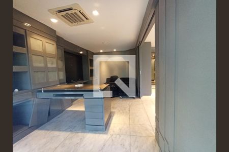 Sala de tv de apartamento para alugar com 2 quartos, 160m² em Barra da Tijuca, Rio de Janeiro