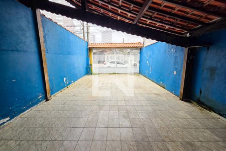 Garagem de casa para alugar com 3 quartos, 151m² em Maracanã, Praia Grande