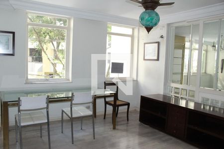 Apartamento à venda com 3 quartos, 248m² em Santa Cecilia, São Paulo