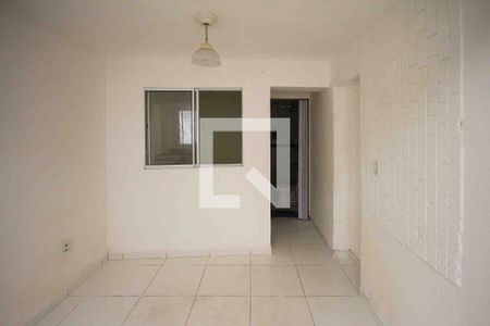 Casa para alugar com 1 quarto, 40m² em Parque Santa Madalena, São Paulo