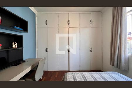 Apartamento à venda com 4 quartos, 153m² em Grajaú, Belo Horizonte