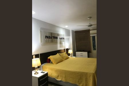 Quarto de casa à venda com 3 quartos, 215m² em Recreio dos Bandeirantes, Rio de Janeiro