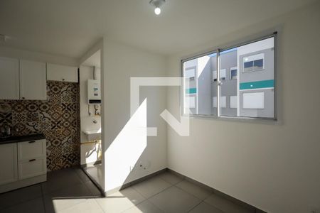 Sala de apartamento para alugar com 2 quartos, 38m² em Jurubatuba, São Paulo