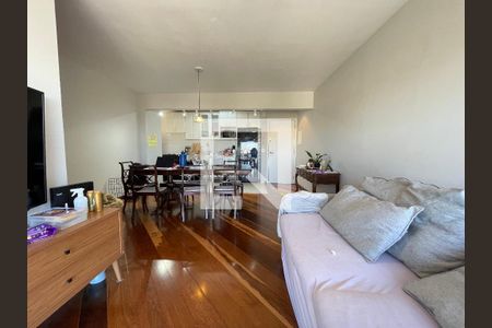 Sala de apartamento à venda com 3 quartos, 75m² em Jardim Peri Peri, São Paulo