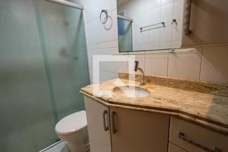 Banheiro de apartamento para alugar com 3 quartos, 67m² em Jardim Nova Indaia, Indaiatuba