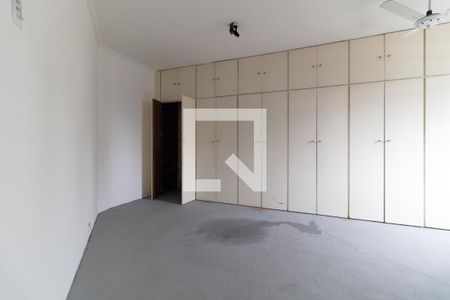 Suíte 1 de casa para alugar com 3 quartos, 160m² em Jardim Patente, São Paulo