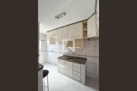 Cozinha e Área de Serviço de apartamento para alugar com 2 quartos, 55m² em Chácara Sergipe, São Bernardo do Campo
