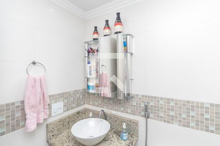 Banheiro da Suíte 1 de apartamento à venda com 3 quartos, 63m² em Vila Endres, Guarulhos