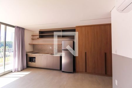 Sala/Quarto de kitnet/studio para alugar com 1 quarto, 43m² em Jardim Analia Franco, São Paulo