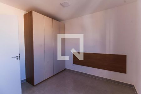 Quarto 1 de apartamento para alugar com 2 quartos, 38m² em Vila Canero, São Paulo
