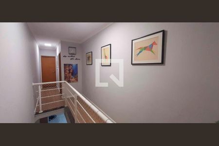 Corredor de casa à venda com 3 quartos, 125m² em Cipava, Osasco