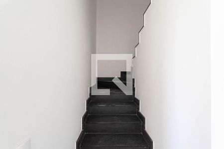 Escada de casa à venda com 3 quartos, 100m² em Manacás, Belo Horizonte
