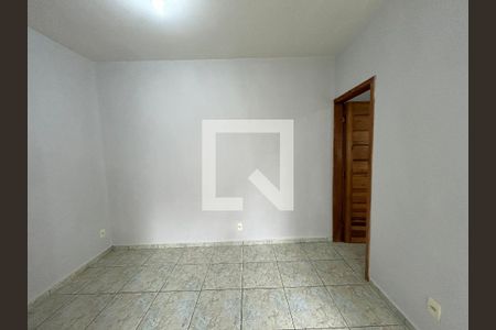 Casa para alugar com 1 quarto, 40m² em Bento Ribeiro, Rio de Janeiro