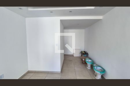 Sala de apartamento para alugar com 2 quartos, 56m² em Irajá, Rio de Janeiro