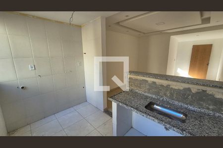 Cozinha  de apartamento à venda com 2 quartos, 56m² em Irajá, Rio de Janeiro