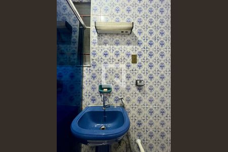 Banheiro de casa à venda com 2 quartos, 150m² em Jardim Campos Eliseos, Campinas