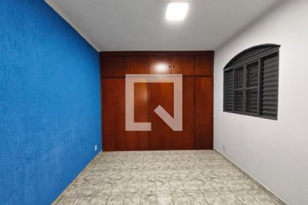 Quarto 1 de casa para alugar com 2 quartos, 95m² em Jardim do Lago, Campinas