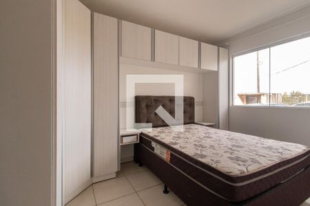 Quarto 1 de apartamento para alugar com 2 quartos, 53m² em São Domingos, São José dos Pinhais