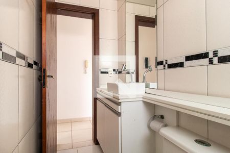 Banheiro Social de apartamento para alugar com 2 quartos, 53m² em São Domingos, São José dos Pinhais