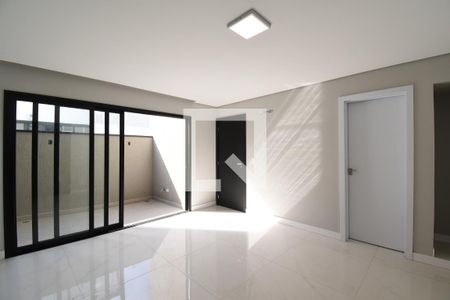 Sala/Cozinha de casa de condomínio à venda com 3 quartos, 250m² em Santa Cândida, Curitiba