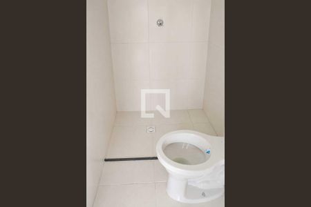 Banheiro de kitnet/studio para alugar com 1 quarto, 17m² em Vila Andrade, São Paulo