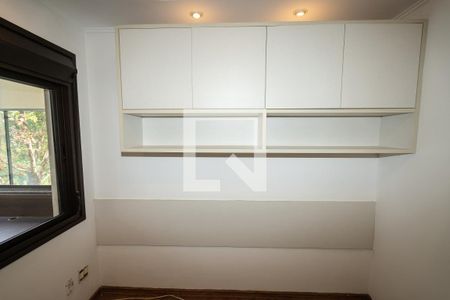 Quarto 1 de apartamento para alugar com 2 quartos, 108m² em Boa Vista, Porto Alegre