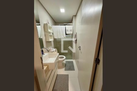 Banheiro de apartamento para alugar com 2 quartos, 70m² em Parque Industrial, São José dos Campos