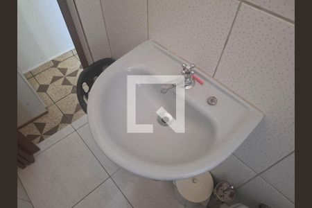 Banheiro 2 de casa à venda com 4 quartos, 100m² em Jardim Vista Alegre, São Paulo