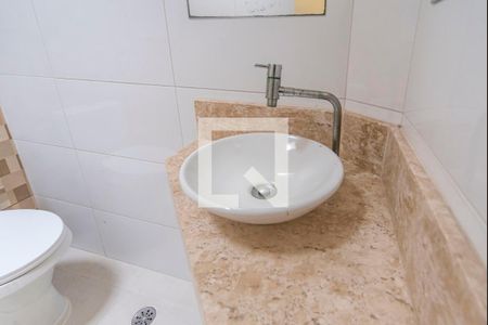 Banheiro  de casa à venda com 3 quartos, 138m² em Jardim do Estádio, Santo André