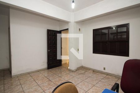 Sala 2 de casa à venda com 2 quartos, 160m² em Teresópolis, Porto Alegre