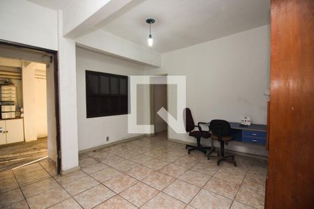 Sala 2 de casa à venda com 2 quartos, 160m² em Teresópolis, Porto Alegre