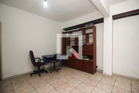 Sala 2 de casa à venda com 2 quartos, 160m² em Teresópolis, Porto Alegre