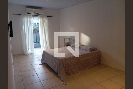 Quarto 2 de casa para alugar com 2 quartos, 240m² em Itanhangá, Rio de Janeiro