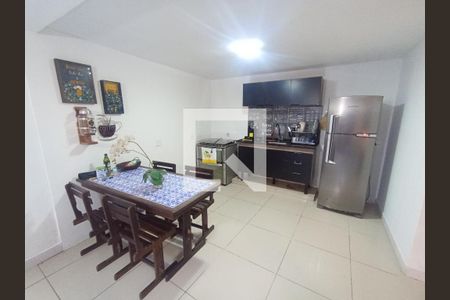 Sala de jantar e cozinha de casa para alugar com 2 quartos, 240m² em Itanhangá, Rio de Janeiro