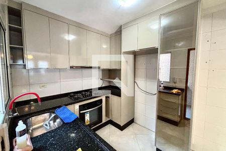 Cozinha de casa para alugar com 2 quartos, 67m² em Vila Paranagua, São Paulo