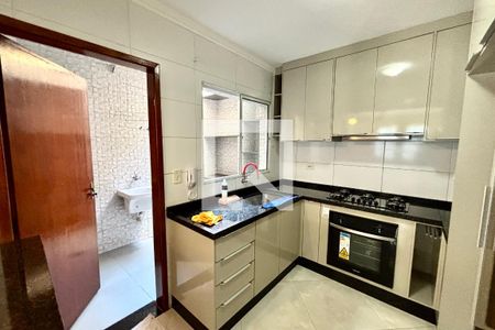 Cozinha de casa para alugar com 2 quartos, 67m² em Vila Paranagua, São Paulo