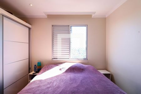 Quarto 1 de apartamento para alugar com 2 quartos, 54m² em Parque Ipe, São Paulo