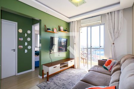 Sala de apartamento para alugar com 2 quartos, 54m² em Parque Ipe, São Paulo