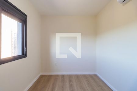 Apartamento para alugar com 2 quartos, 64m² em Alphaville Empresarial, Barueri