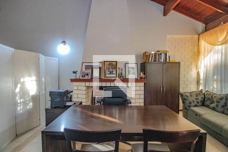 Sala Íntima de casa para alugar com 2 quartos, 280m² em Jardim Dona Leopoldina, Porto Alegre