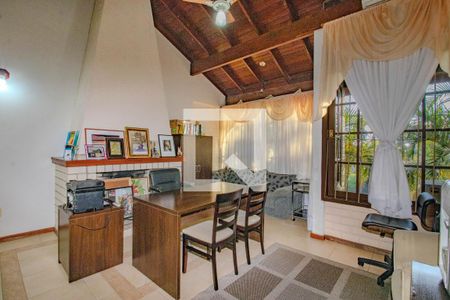 Sala Íntima de casa para alugar com 2 quartos, 280m² em Jardim Dona Leopoldina, Porto Alegre