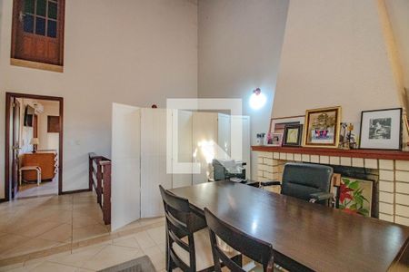 Sala Íntima de casa para alugar com 2 quartos, 280m² em Jardim Dona Leopoldina, Porto Alegre