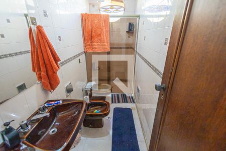 banheiro de casa à venda com 4 quartos, 360m² em Santa Amelia, Belo Horizonte
