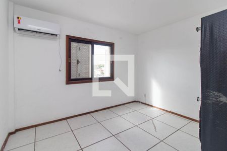 Quarto 1 de apartamento para alugar com 2 quartos, 230m² em Partenon, Porto Alegre