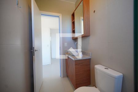 Banheiro da Suíte de apartamento para alugar com 2 quartos, 69m² em Rio Tavares, Florianópolis