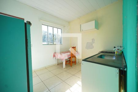 Sala/Cozinha de apartamento para alugar com 1 quarto, 32m² em São Luiz, São José