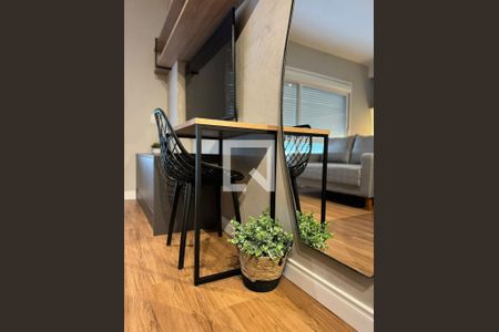 Sala / Quarto de apartamento para alugar com 1 quarto, 30m² em Moinhos de Vento, Porto Alegre