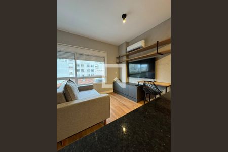 Sala / Quarto de apartamento para alugar com 1 quarto, 30m² em Moinhos de Vento, Porto Alegre