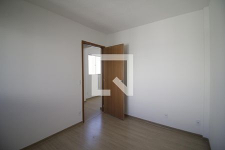 Quarto 2 de apartamento para alugar com 2 quartos, 47m² em Taquara, Rio de Janeiro