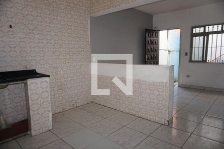 Cozinha de casa para alugar com 2 quartos, 40m² em Jardim Macedonia, Embu das Artes